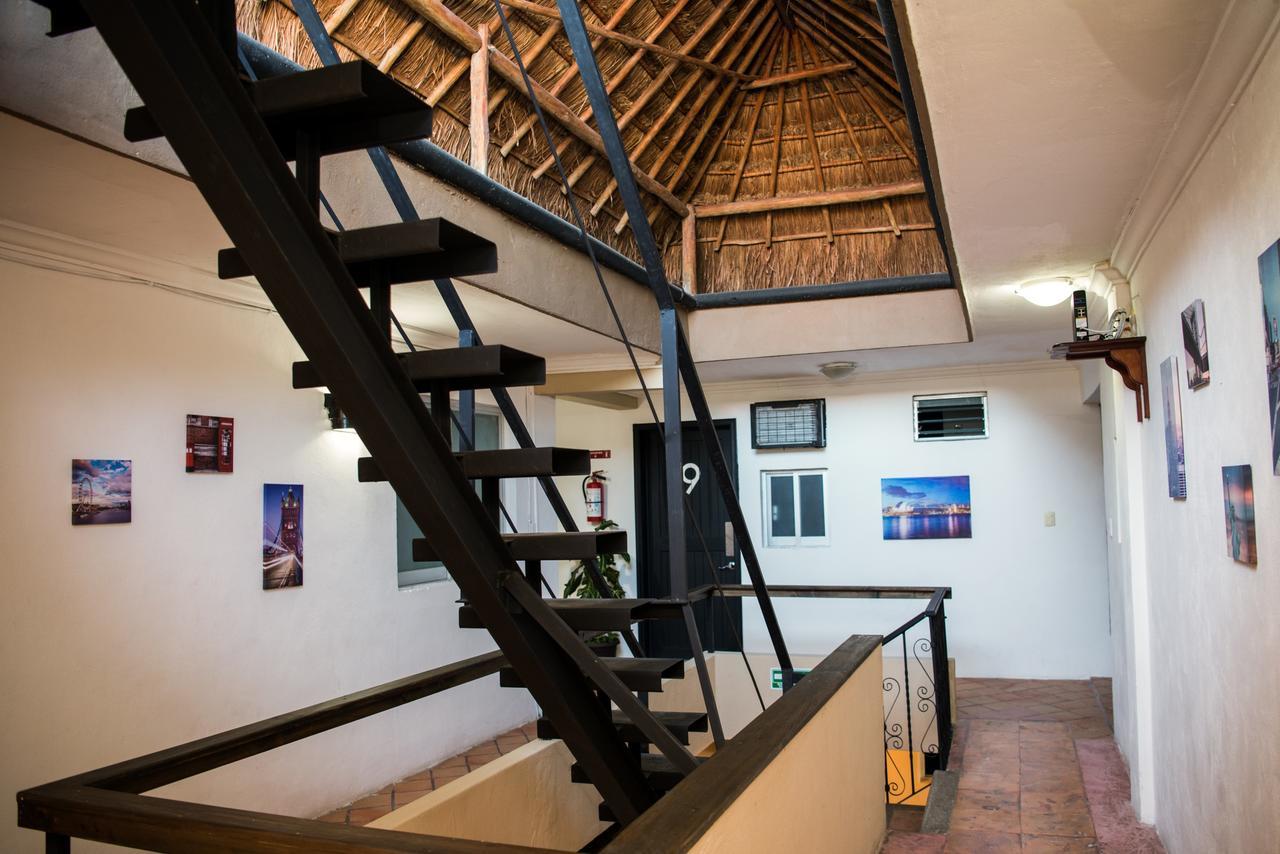 Deja Hostel Плая-дель-Кармен Экстерьер фото